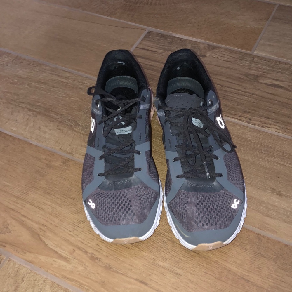 OQ Cloudflow Sneakers - Sz 8-1/2